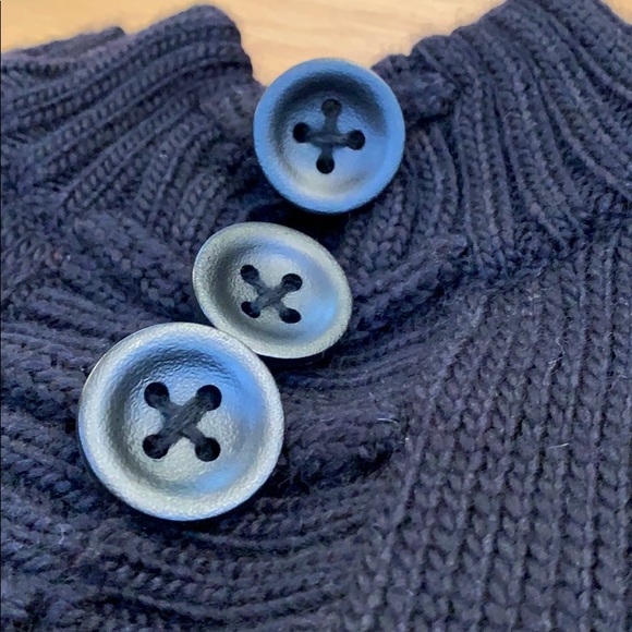 DESIGN HISTORY SIZE L~THICK KNIT CAPE SWEATER CHUNKY BUTTON DETAIL~JACKET COAT - Picture 2 of 8